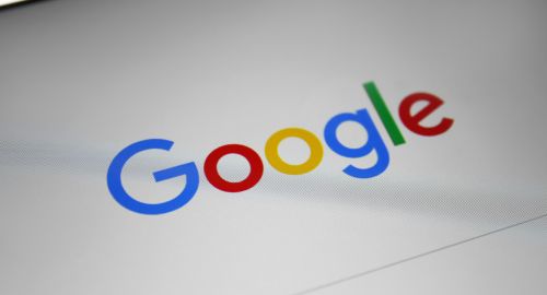 Katarzyna Kobro przejmuje Google. Jak wyszukiwarka uświetniła rocznicę urodzin artystki?